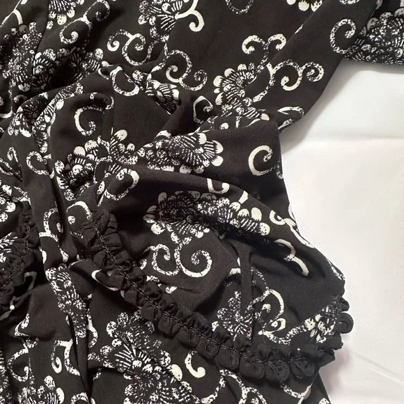 Max Studio Black White Floral Scoop Neck Drop Waist Short Sleeve Dress Strecthy - Picture 5 of 6